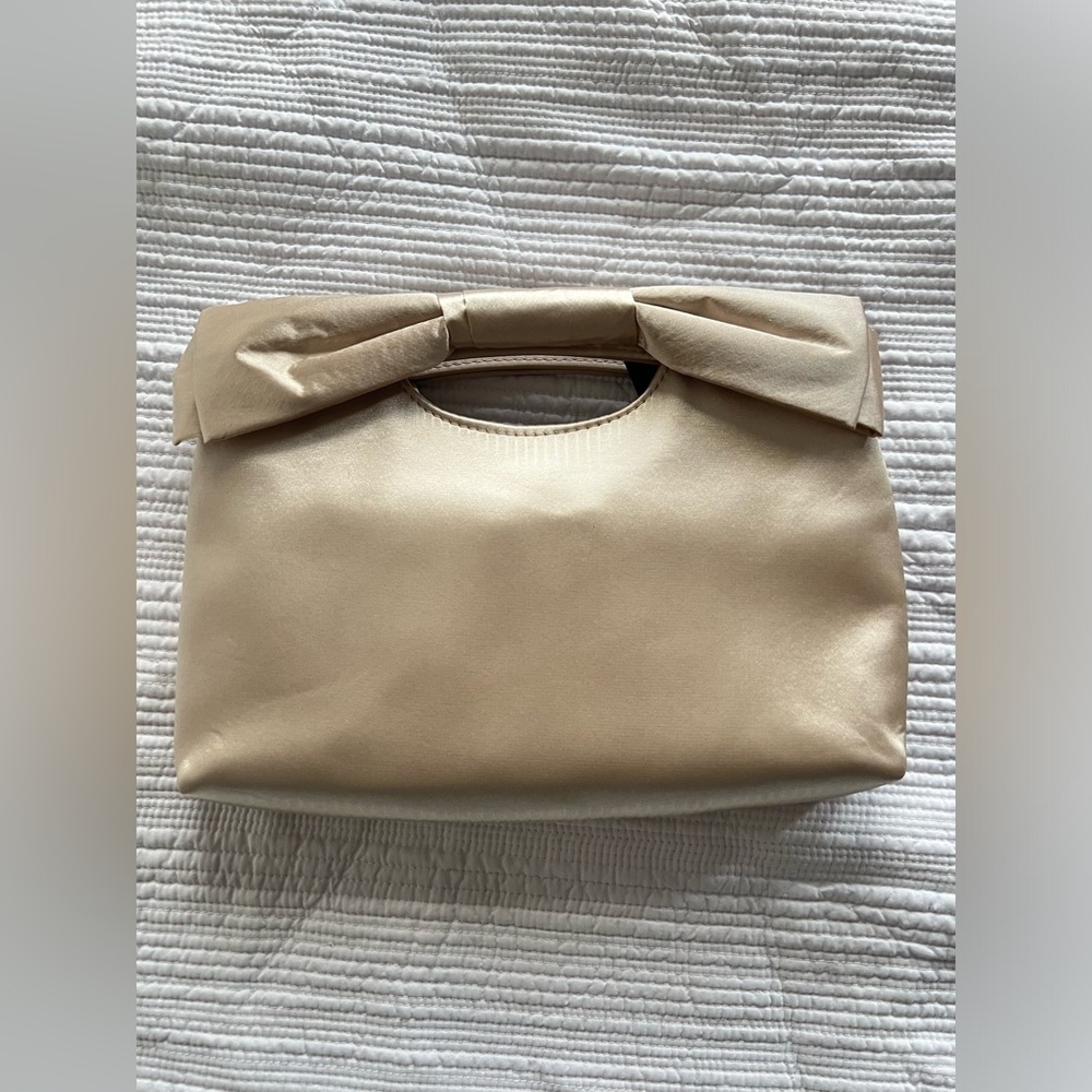 NWT Lulus Champagne Satin Knotted Clutch (PLEASE SEE ALL PHOTOS BEFORE BUYING)